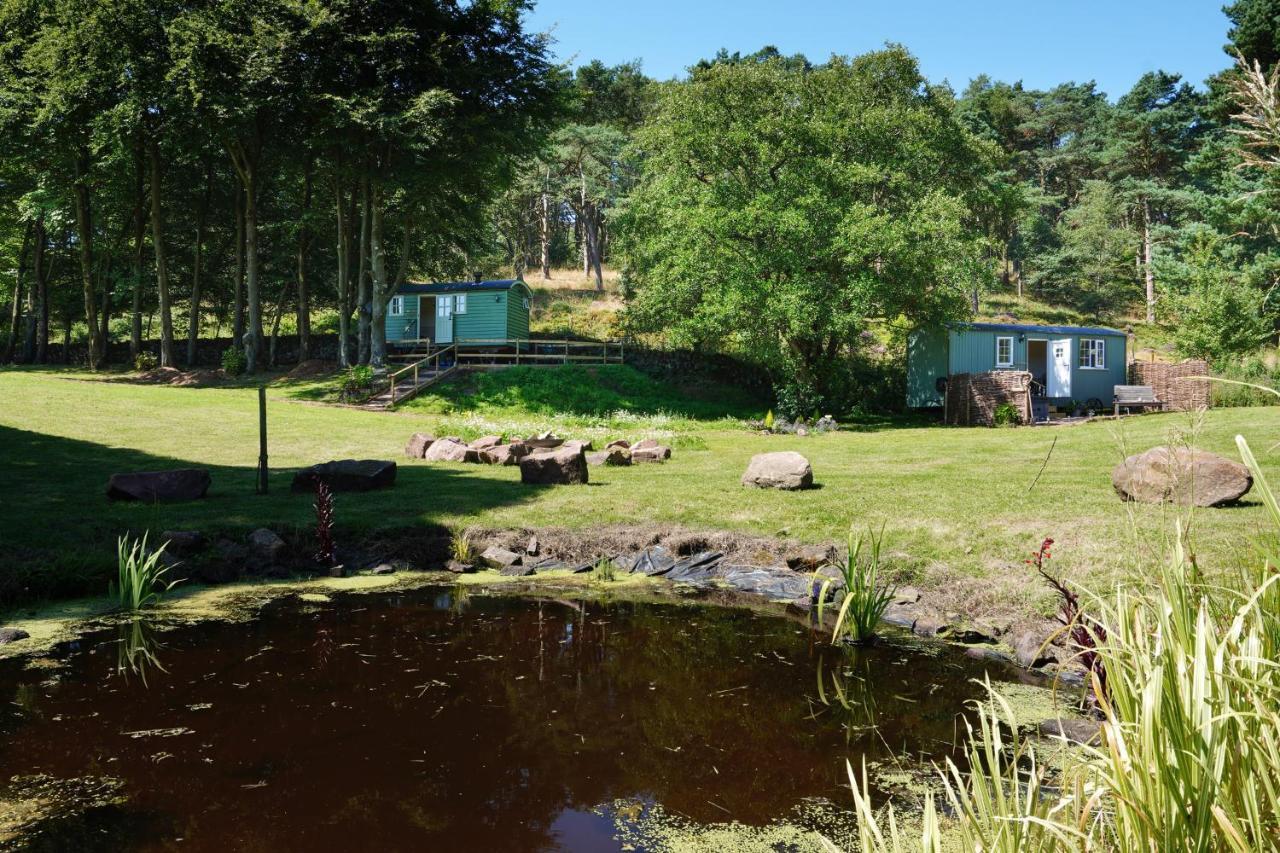 The Laburnum Retreat Shepherd Hut Private Hot Tub Upper Hulme Esterno foto